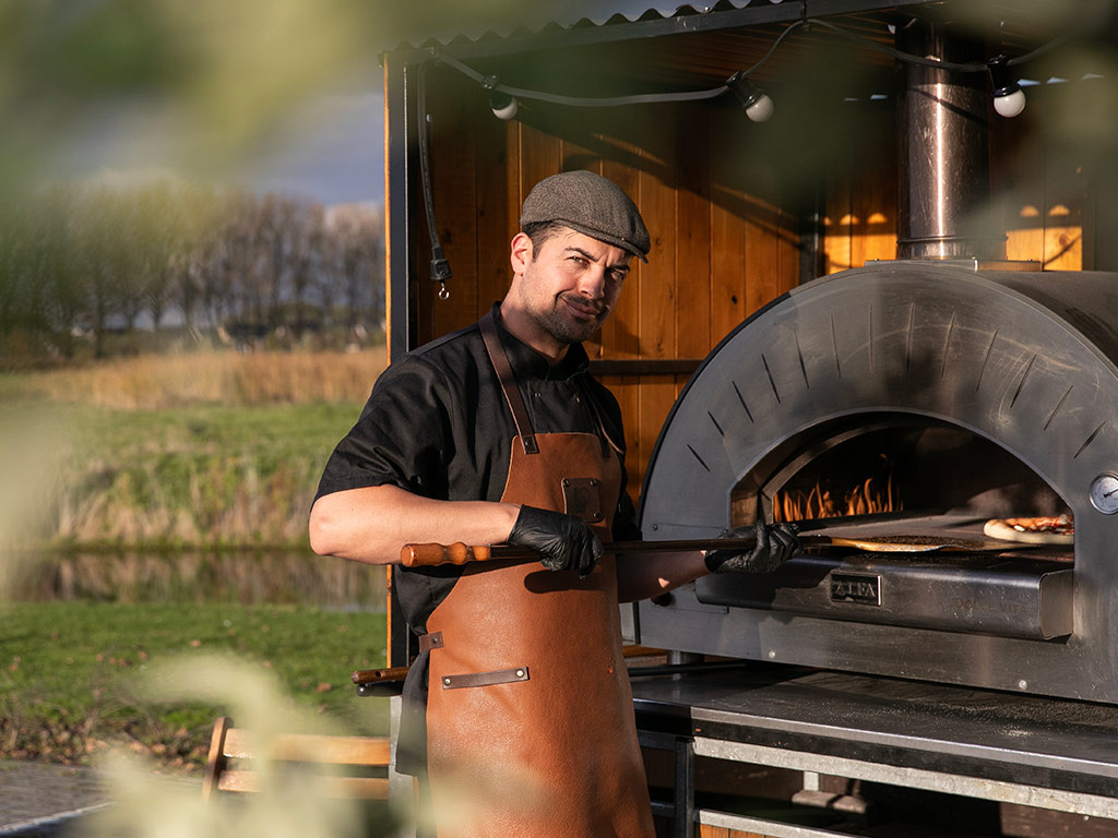 Italiaanse pizza chef