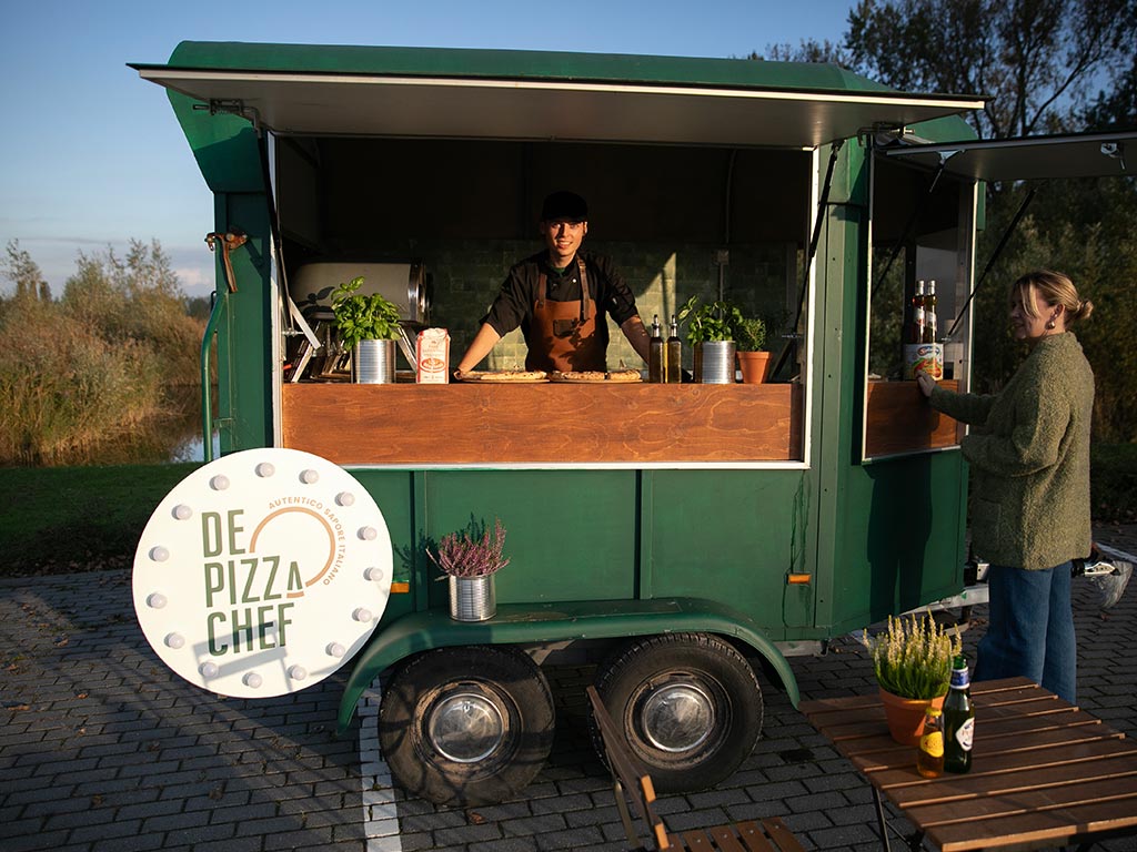 Pizza foodtruck catering 6